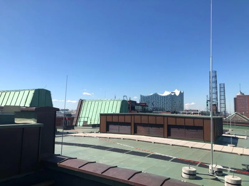 Baustellen Termin! HHLA sei gedankt. Bestes Wetter, tolle Fortschritte.