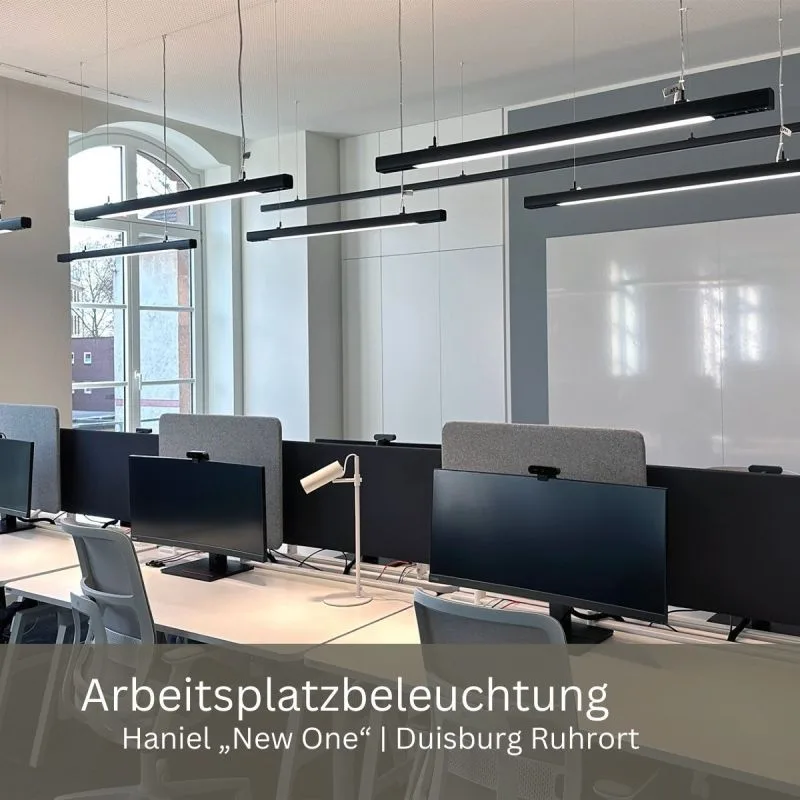 Ein Raum. Noch leer. Beton. Rohbau.