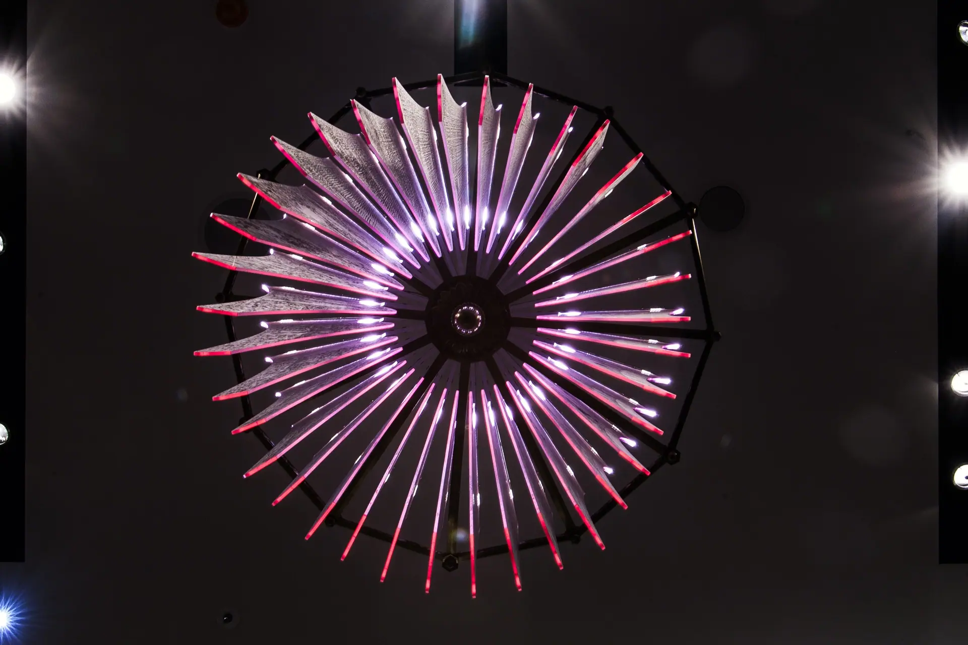 LED chandelier in Hotel Reichshof Hamburg